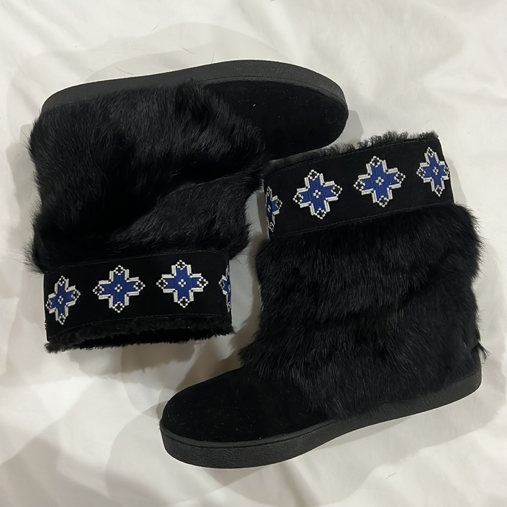 TORY BURCH Fur Boots. Size 7